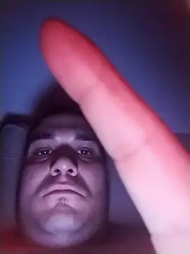 Snapshot of calfran chatting on November 28, 2025, 5:21 am calfran online show from November 28, 2025, 5:21 am