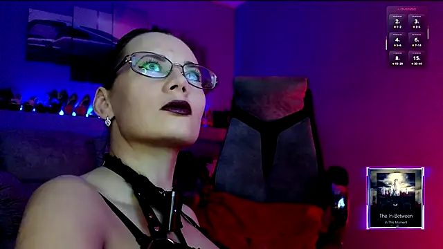 MilanaPure online show from November 2, 2025, 4:42 pm