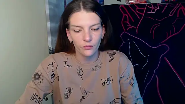 VanessaRey  online show from September 20, 2025, 6:14 am