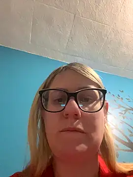 lady gloria69 online show from October 13, 2025, 5:18 am