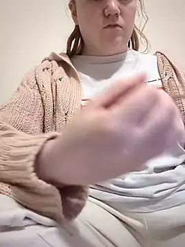 Snapshot of ShereeJenkins chatting on March 9, 2026, 6:01 pm ShereeJenkins online show from March 9, 2026, 6:01 pm