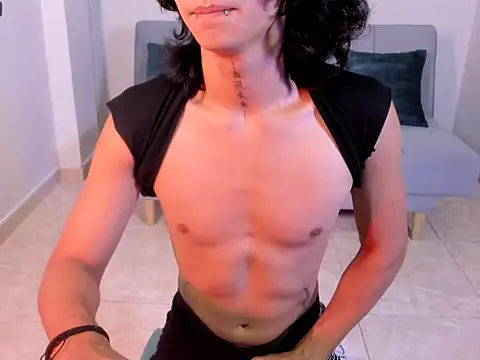 Snapshot of leoaddams22 chatting on September 21, 2025, 8:32 pm leoaddams22 online show from September 21, 2025, 8:32 pm