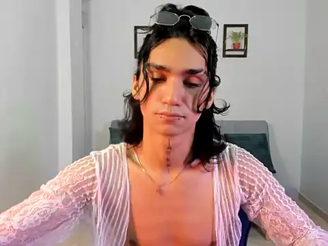 Snapshot of leoaddams22 chatting on October 14, 2025, 2:18 pm leoaddams22 online show from October 14, 2025, 2:18 pm