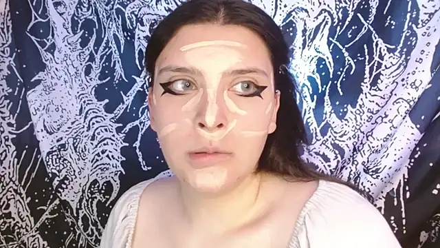 Snapshot of mikaskullcs chatting on December 4, 2025, 9:45 pm mikaskullcs online show from December 4, 2025, 9:45 pm