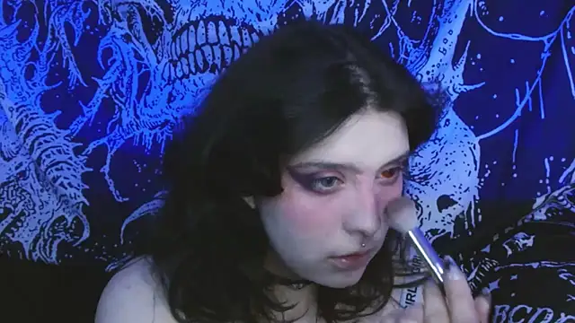 Snapshot of mikaskullcs chatting on February 2, 2026, 10:19 pm mikaskullcs online show from February 2, 2026, 10:19 pm