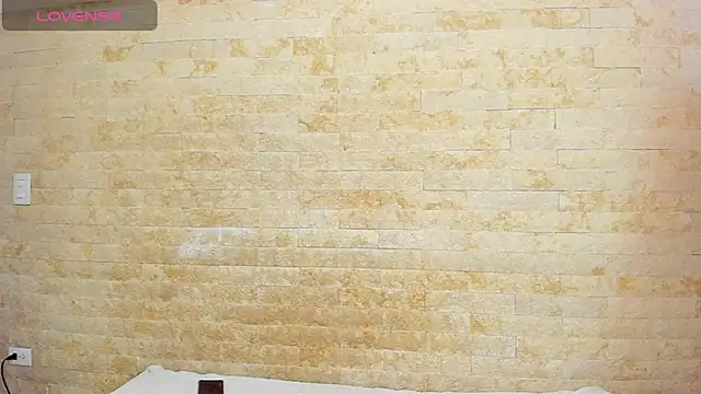 Snapshot of ankara_brownn chatting on December 14, 2025, 12:32 pm ankara brownn online show from December 14, 2025, 12:32 pm