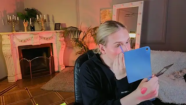 Jes Solar online show from September 10, 2025, 11:10 am