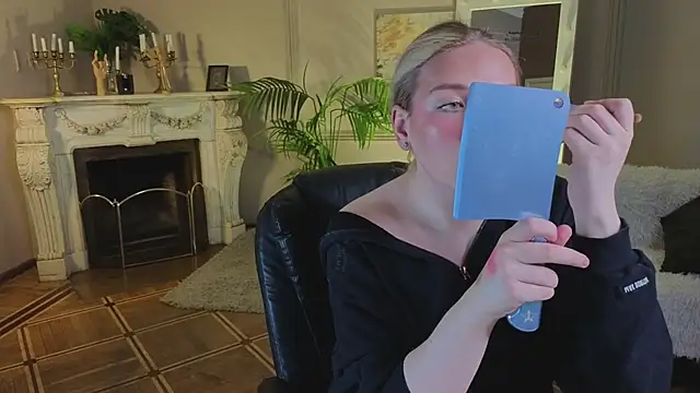 Jes Solar online show from September 12, 2025, 11:43 am