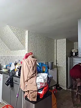 Snapshot of MissQueenBeex chatting on November 30, 2025, 4:00 pm MissQueenBeex online show from November 30, 2025, 4:00 pm