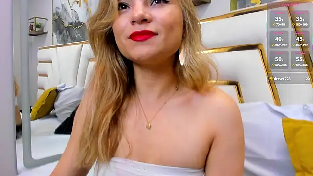 Snapshot of NalaRosse chatting on February 8, 2026, 3:21 am NalaRosse online show from February 8, 2026, 3:21 am