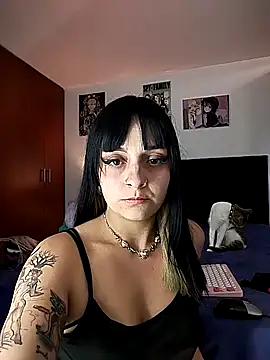 Snapshot of KARINNA__RAVEN chatting on September 18, 2025, 10:01 pm KARINNA RAVEN online show from September 18, 2025, 10:01 pm