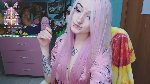 Manuela unicorn online show from October 16, 2025, 7:48 pm