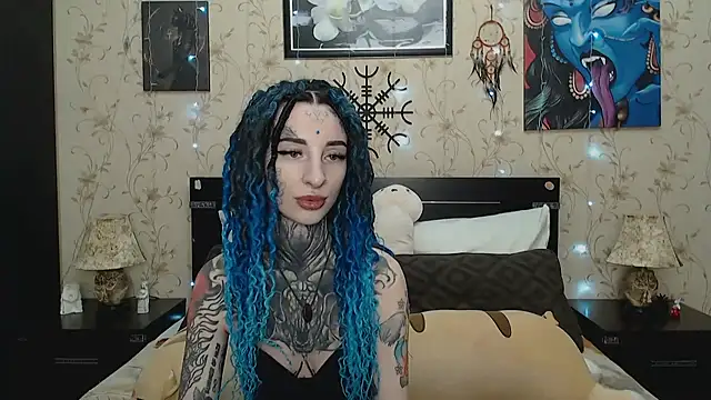 Snapshot of Velvetbat chatting on March 5, 2026, 6:53 am Velvetbat online show from March 5, 2026, 6:53 am