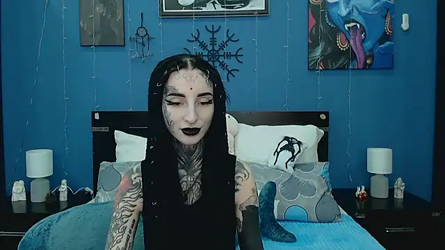 Snapshot of Velvetbat chatting on April 23, 2026, 6:58 am Velvetbat online show from April 23, 2026, 6:58 am
