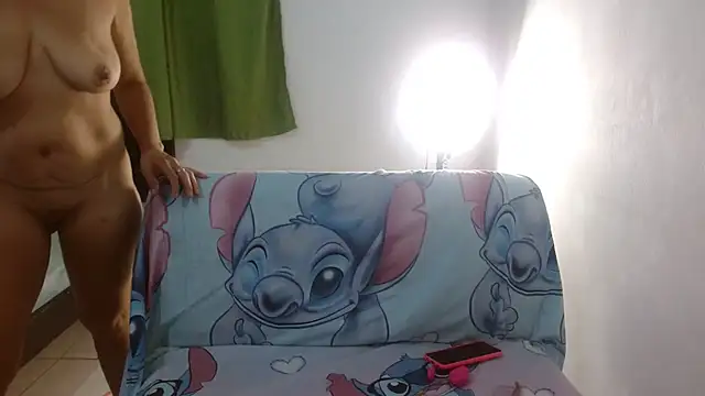 Allyson Mature online show from November 4, 2025, 10:14 am