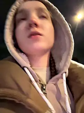 Snapshot of bambi_lu chatting on November 2, 2025, 5:37 pm bambi lu online show from November 2, 2025, 5:37 pm