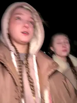 Snapshot of bambi_lu chatting on November 16, 2025, 4:23 pm bambi lu online show from November 16, 2025, 4:23 pm