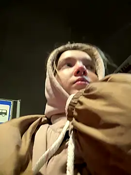 Snapshot of bambi_lu chatting on November 20, 2025, 5:01 pm bambi lu online show from November 20, 2025, 5:01 pm