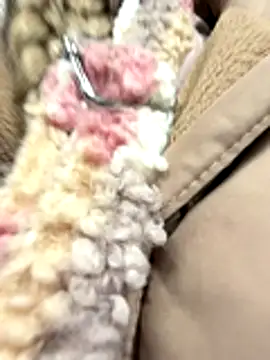 Snapshot of bambi_lu chatting on December 17, 2025, 5:41 pm bambi lu online show from December 17, 2025, 5:41 pm