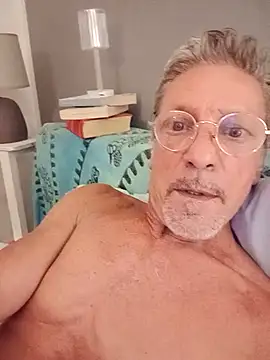 Snapshot of Deddyitalia3 chatting on June 29, 2026, 8:20 pm Deddyitalia3 online show from June 29, 2026, 8:20 pm