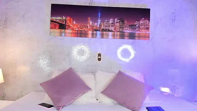 Snapshot of zaraquiinn chatting on January 12, 2026, 2:11 pm zaraquiinn online show from January 12, 2026, 2:11 pm