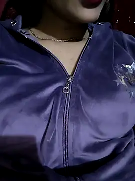 Snapshot of Eshwari_Chopra chatting on January 7, 2026, 4:48 am Eshwari Chopra online show from January 7, 2026, 4:48 am