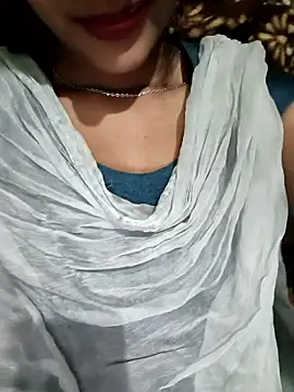 Snapshot of Eshwari_Chopra chatting on January 15, 2026, 5:56 am Eshwari Chopra online show from January 15, 2026, 5:56 am