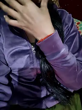 Snapshot of Eshwari_Chopra chatting on January 18, 2026, 4:16 am Eshwari Chopra online show from January 18, 2026, 4:16 am