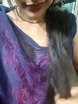 Snapshot of Eshwari_Chopra chatting on February 19, 2026, 4:58 pm Eshwari Chopra online show from February 19, 2026, 4:58 pm