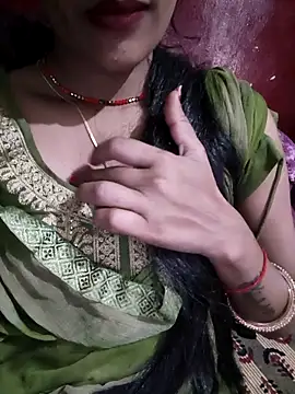 Snapshot of Eshwari_Chopra chatting on March 7, 2026, 2:52 am Eshwari Chopra online show from March 7, 2026, 2:52 am