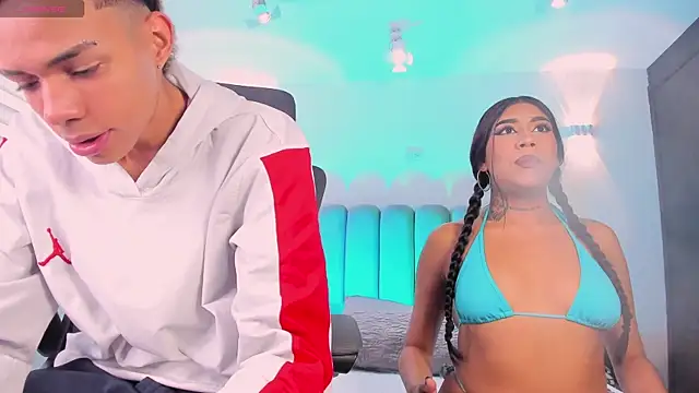 candyandmarilyn online show from October 20, 2025, 8:53 pm