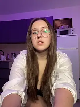 Vviikkssiikk online show from October 15, 2025, 5:02 pm