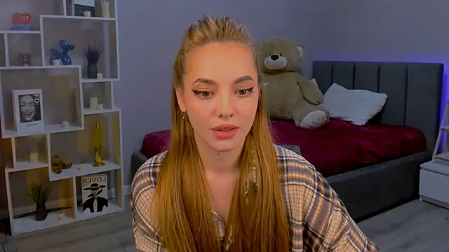 MelanieAlves online show from November 20, 2025, 7:02 pm