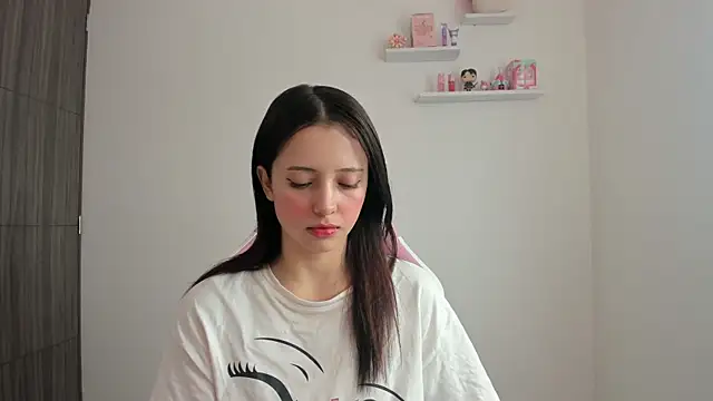 ImBunnyNova online show from November 13, 2025, 12:59 pm