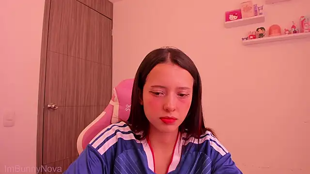 ImBunnyNova online show from May 30, 2026, 3:53 pm