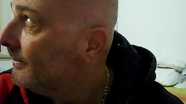 Alexis Bull online show from November 14, 2025, 10:36 am