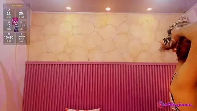 Snapshot of MilleyJones chatting on February 13, 2026, 11:50 am MilleyJones online show from February 13, 2026, 11:50 am