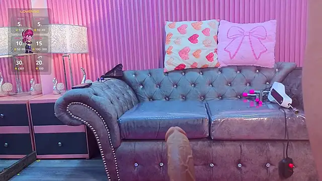 Snapshot of MilleyJones chatting on February 16, 2026, 12:56 pm MilleyJones online show from February 16, 2026, 12:56 pm