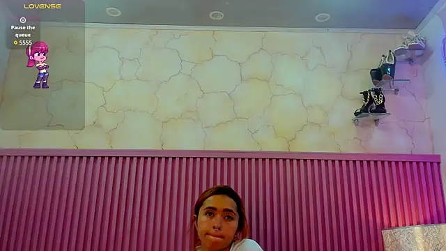 Snapshot of MilleyJones chatting on February 19, 2026, 11:50 am MilleyJones online show from February 19, 2026, 11:50 am