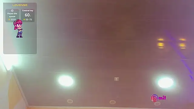 Snapshot of MilleyJones chatting on February 24, 2026, 11:41 am MilleyJones online show from February 24, 2026, 11:41 am