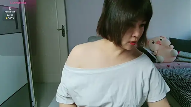 awamei online show from October 13, 2025, 11:16 pm