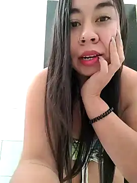 Snapshot of Yuli_Mars chatting on February 19, 2026, 4:47 pm Yuli Mars online show from February 19, 2026, 4:47 pm