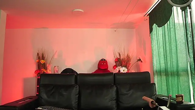 bonniie 98  online show from November 11, 2025, 7:14 pm