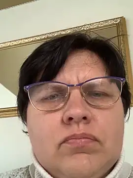 Violetta4635 online show from March 20, 2025, 11:27 am