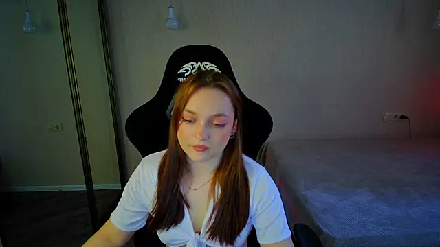 VanessaWilsons online show from March 21, 2025, 7:55 am