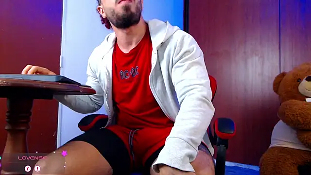 Snapshot of pirata_fitness chatting on October 2, 2025, 8:10 am pirata fitness online show from October 2, 2025, 8:10 am