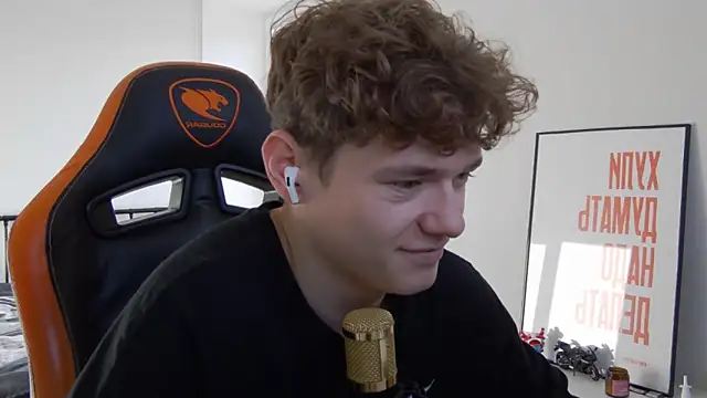 DanyDavis online show from October 23, 2025, 7:07 am