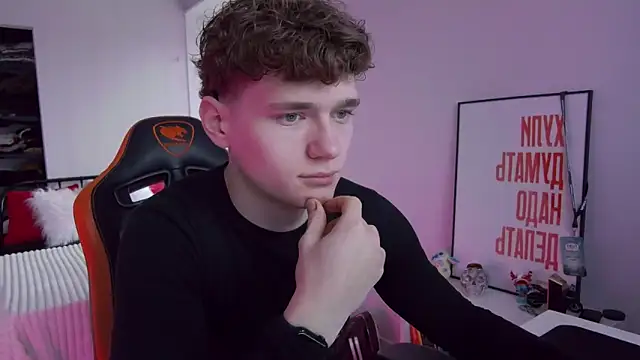 DanyDavis online show from November 15, 2025, 10:45 am