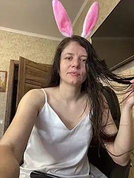 MariannaSida online show from April 3, 2026, 6:22 am