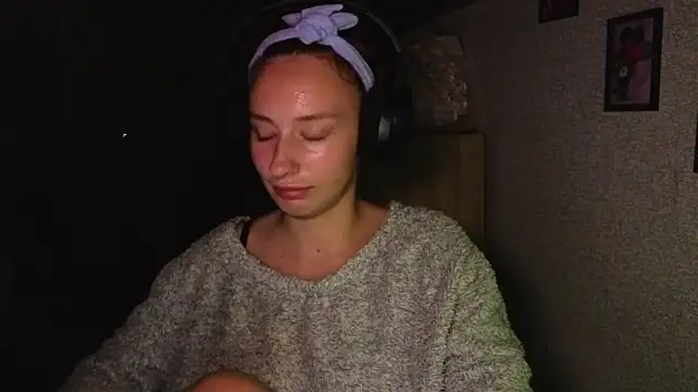 Snapshot of kristi_ginger chatting on October 9, 2025, 12:19 am kristi ginger online show from October 9, 2025, 12:19 am